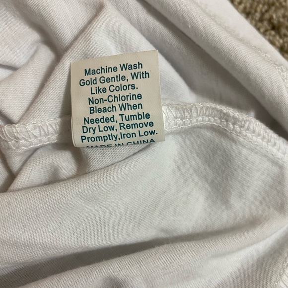 Mom Life 💀 Tee - Picture 6 of 6